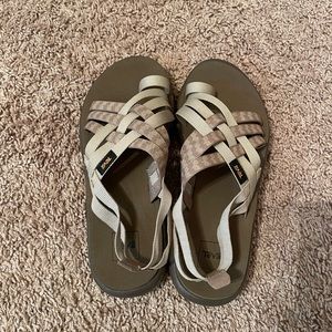 Teva Sandals Size 8